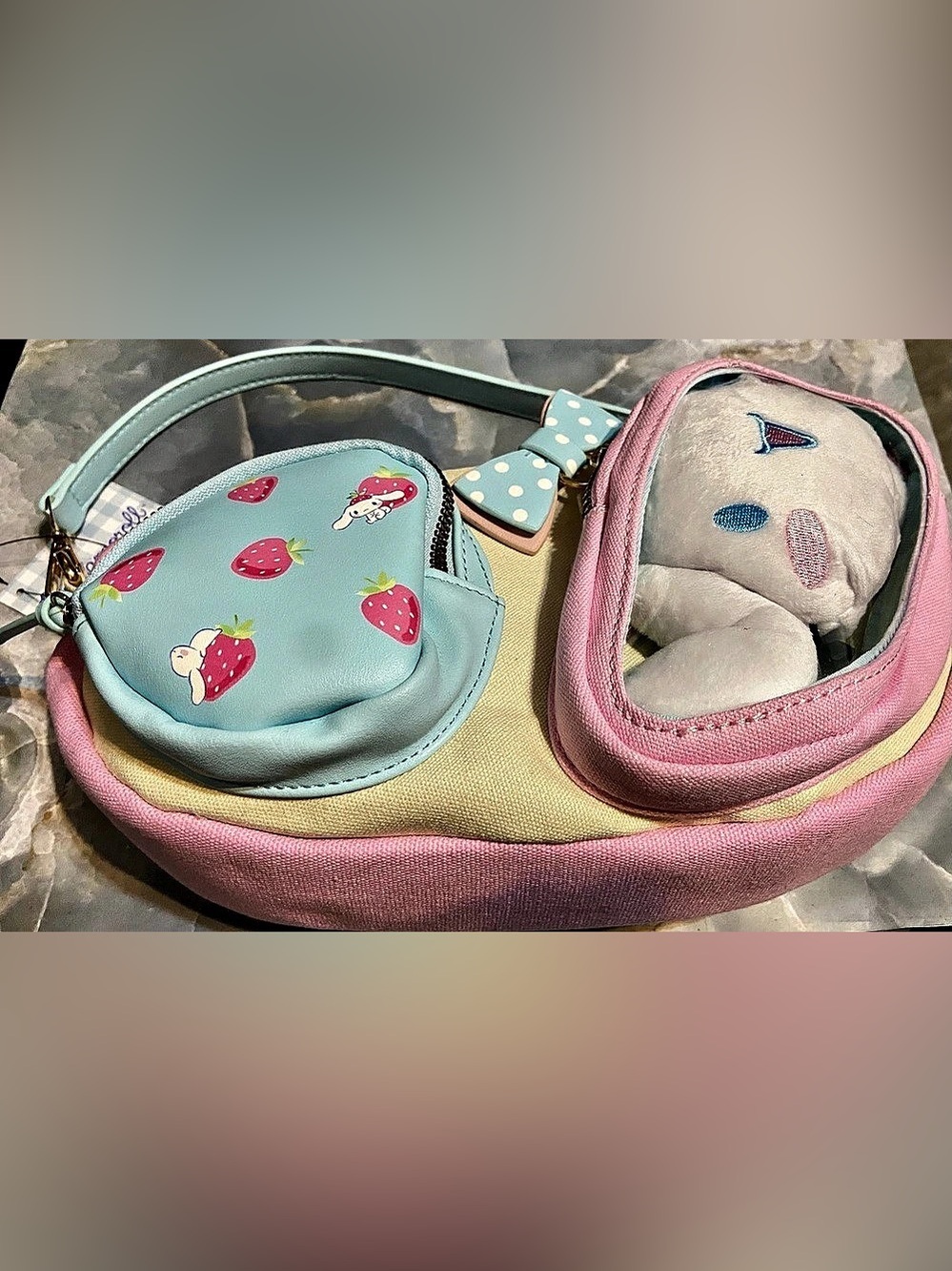 Sanrio Cinnamoroll Strawberries Multi-Pocket Convertible Crossbody Bag